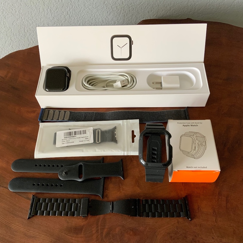 Apple Watch Series 4 with GPS and CELL